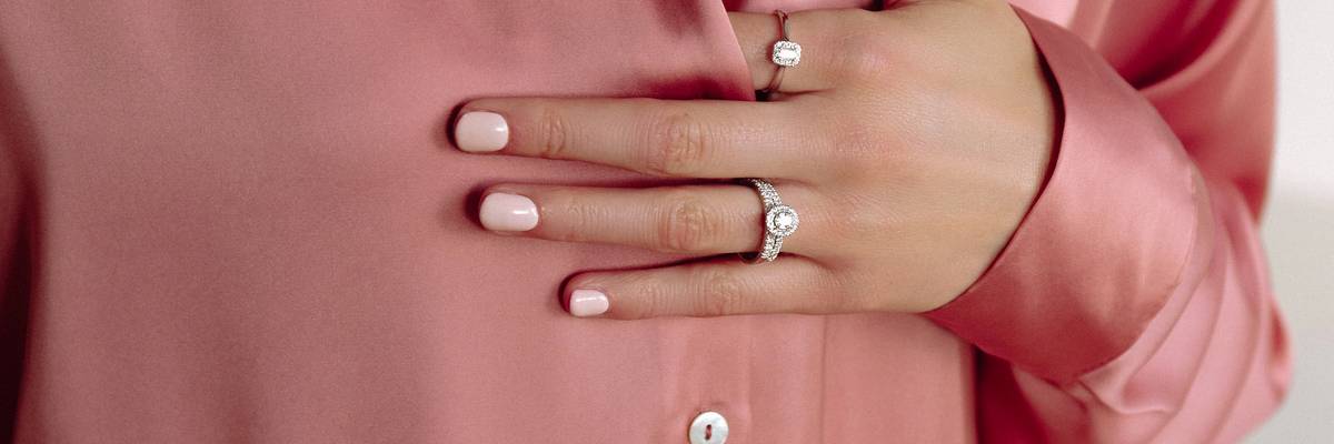 Verlovingsringen met ovale diamant van Aurore Jewelry