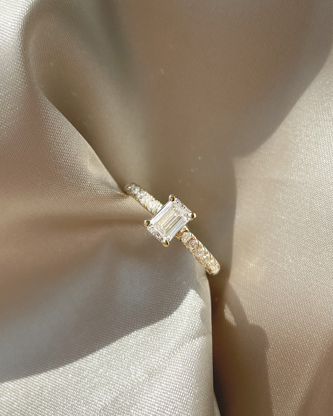 Ring Nora Royal 0.75 ct. yellow gold
