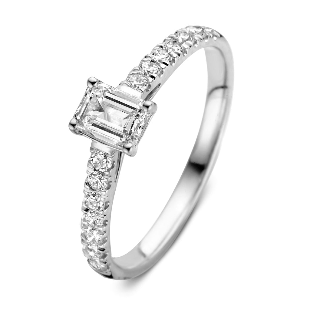 Witgouden diamanten ring emerald