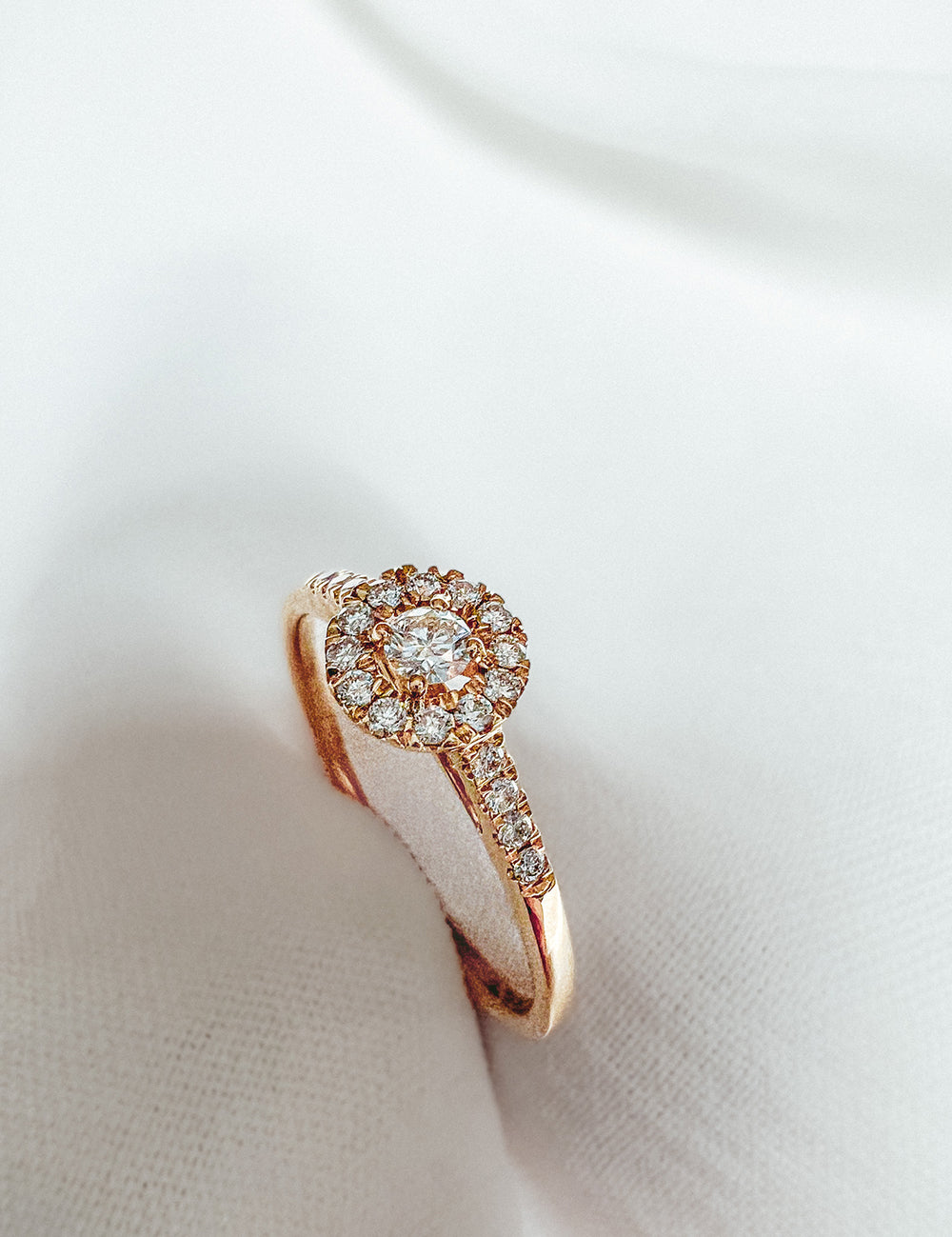 Ring Emma royal 0,20 crt. geelgoud