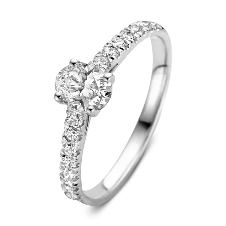 Witgouden ring met ovale diamant